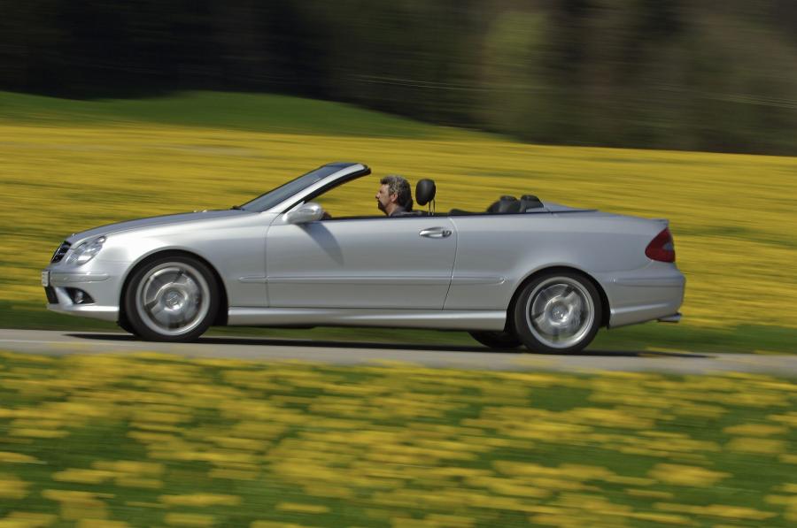  Mercedes-Benz CLK55 AMG Cabriolet 2004 года  (фото 12 из 35)